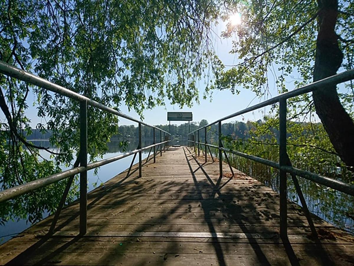 Waldschenke Stendenitz Uebernachten Im Wald Am See Neuruppin Εξωτερικό φωτογραφία